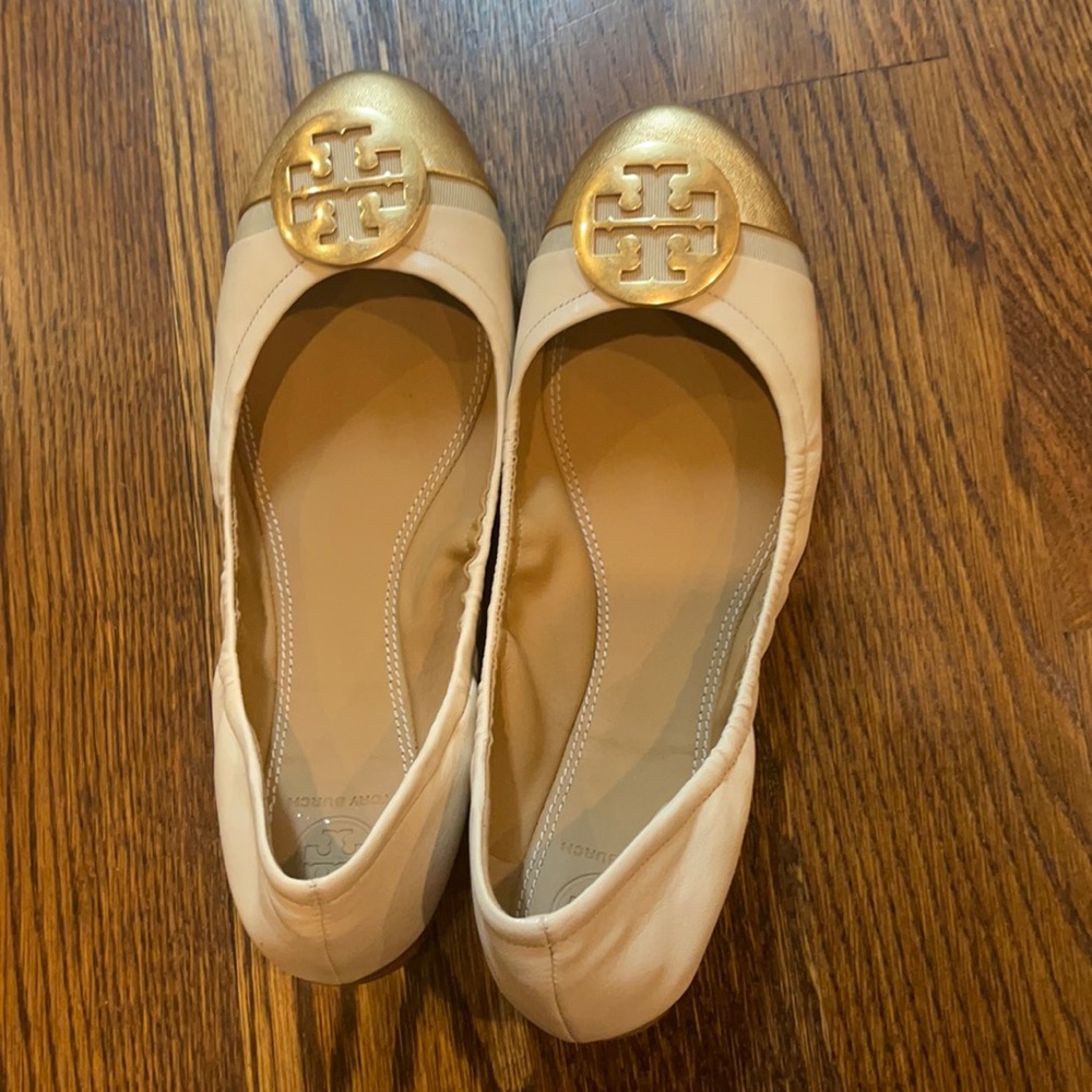Women’s Tory Burch flats